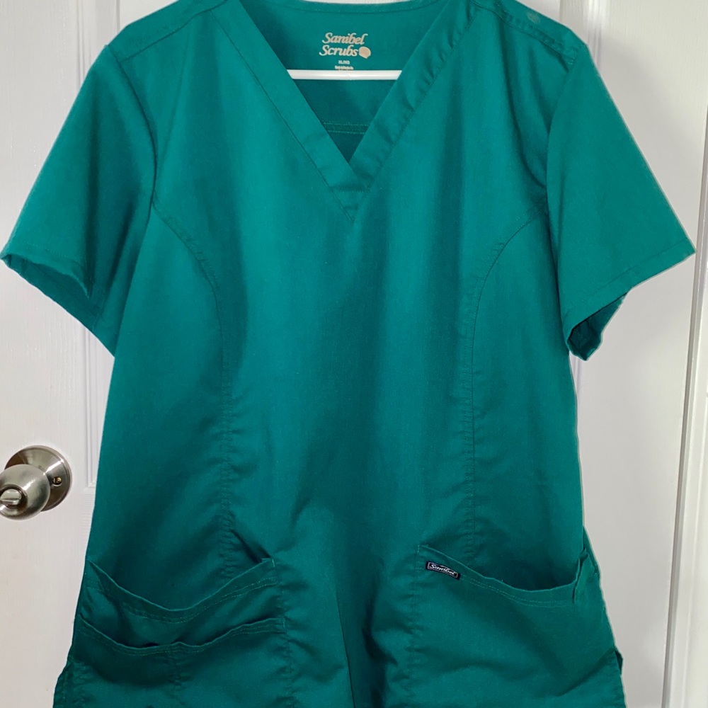 Hunter Green Scrub Set